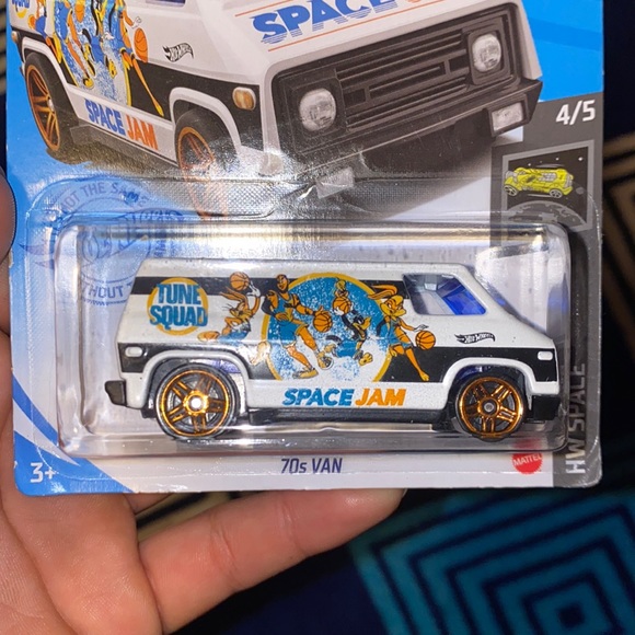 Hot Wheels 7s Van Space Jam 